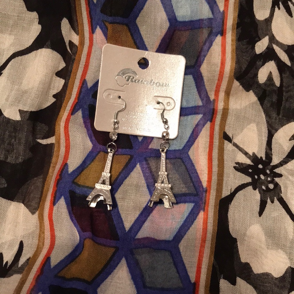 $4/20 🔥 Eiffel Tower earrings w/rhinestones
